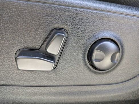 Used 2022 RAM 1500 Big Horn RWD image 19