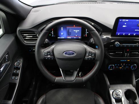 Used 2024 Ford Escape ST-Line image 16