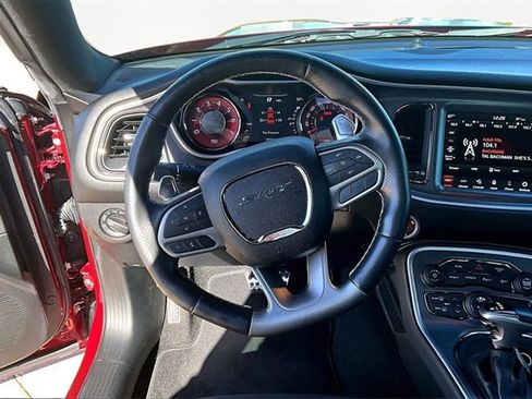Used 2020 Dodge Challenger SRT Hellcat image 5