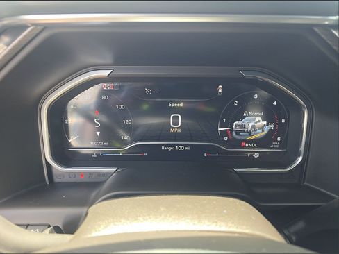 Used 2024 GMC Sierra 3500 Denali Ultimate AWD/4WD image 5