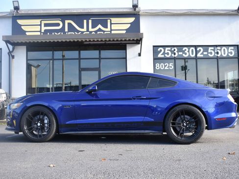 Used 2015 Ford Mustang GT image 6