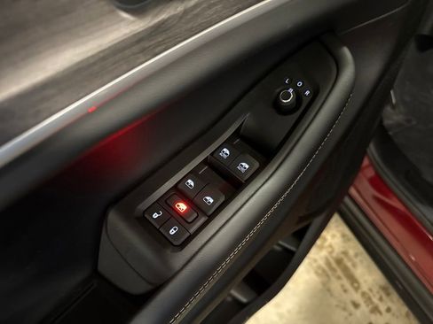 New 2025 Jeep Grand Cherokee Limited image 11