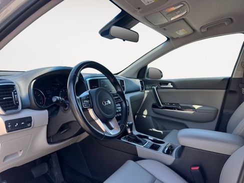 Used 2021 Kia Sportage EX FWD image 9