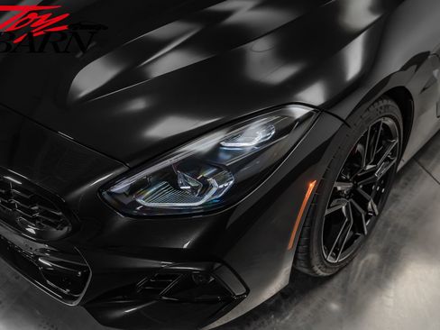 Used 2025 BMW Z4 M40i w/ Edition image 19