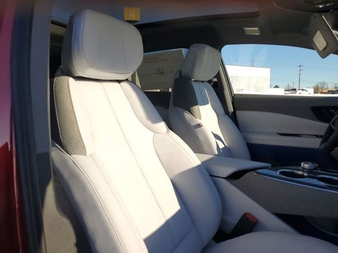 New 2026 Cadillac Optiq Sport 1 w/ LPO, Floor Liner Package image 32