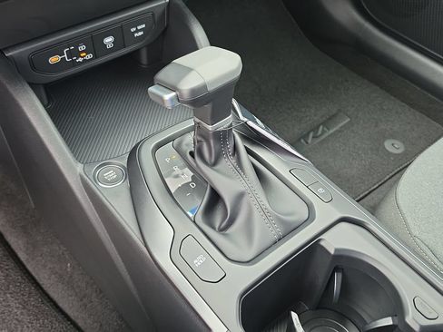 New 2026 Kia K4 FWD image 26