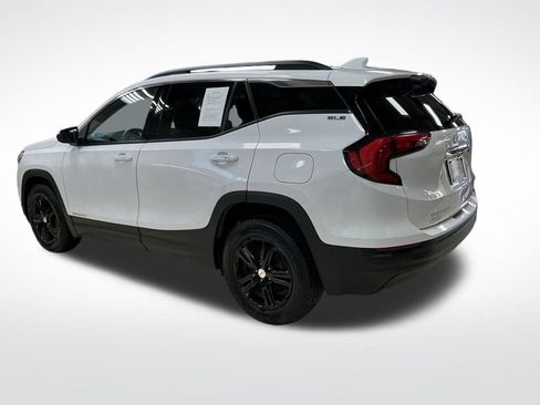 Used 2018 GMC Terrain SLE w/ Driver Convenience Package image 4