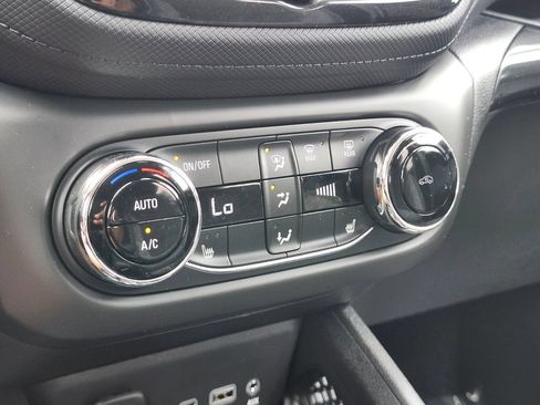 Used 2022 Chevrolet TrailBlazer LT w/ Convenience Package AWD/4WD image 20