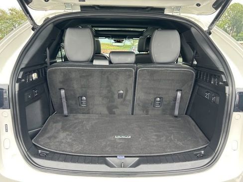 Used 2024 MAZDA CX-90 Plug-In Hybrid w/ Premium Plus image 33