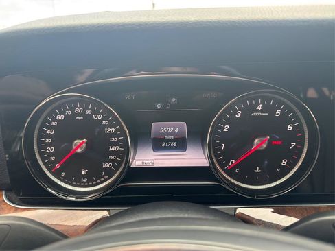 Used 2018 Mercedes-Benz E 300 image 17