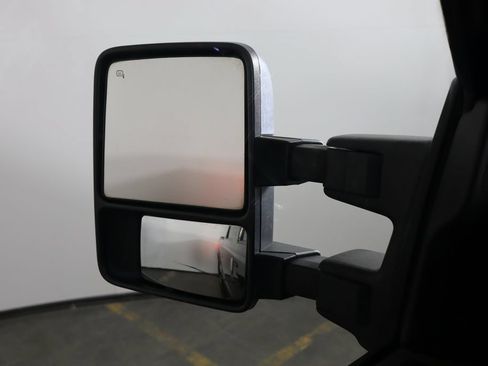 Used 2016 Ford F350 Platinum AWD/4WD image 40