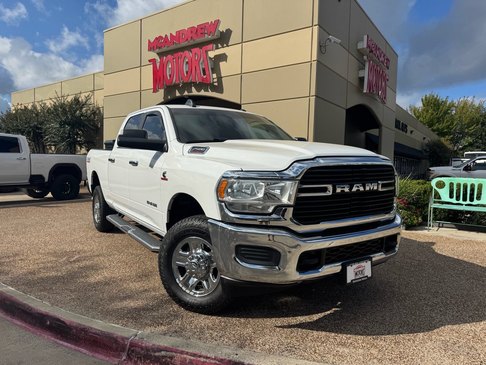 Used 2020 RAM 2500 Big Horn AWD/4WD image 1