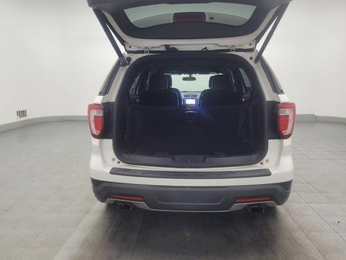Used 2019 Ford Explorer XLT w/ Equipment Group 202A FWD image 29