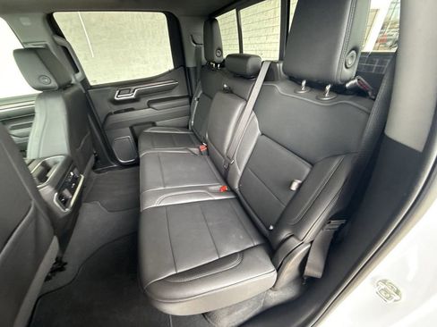 Certified 2023 GMC Sierra 1500 SLT w/ SLT Convenience Package image 25