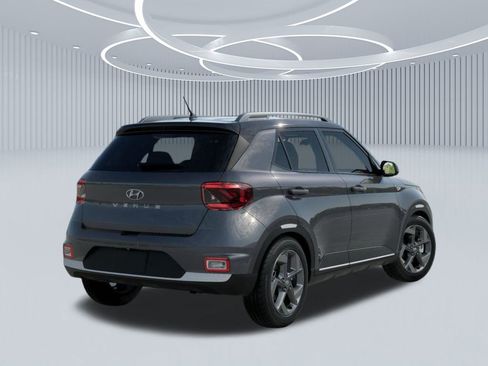 New 2026 Hyundai Venue SEL FWD image 4