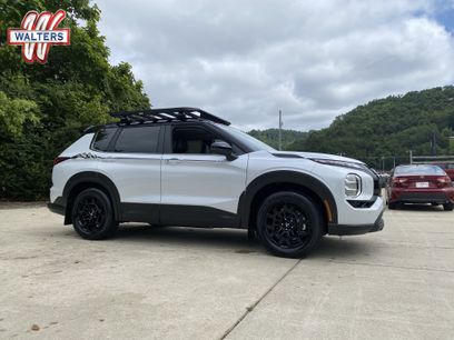 New 2025 Mitsubishi Outlander AWD