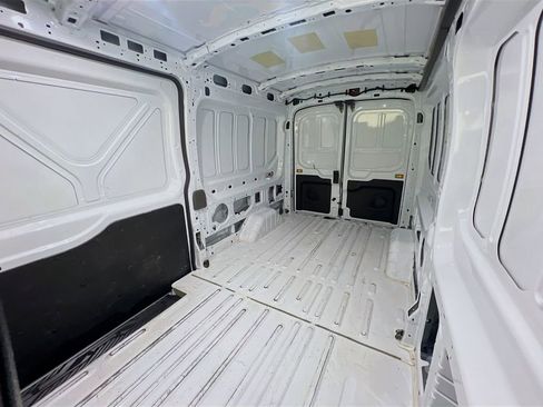 Used 2024 Ford Transit 250 148 Medium Roof Extended AWD image 22