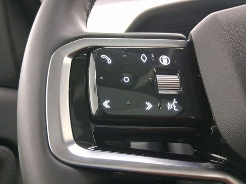 Certified 2025 Land Rover Discovery Sport S AWD/4WD image 15