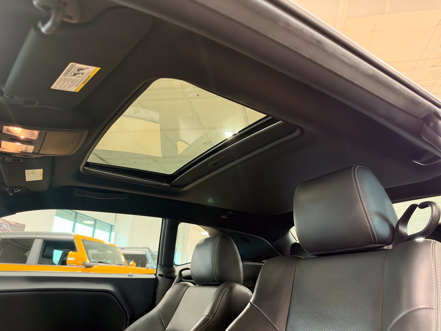 Used 2010 Dodge Challenger R/T RWD image 30