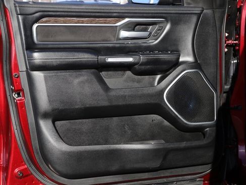 Used 2020 RAM 1500 Laramie image 19