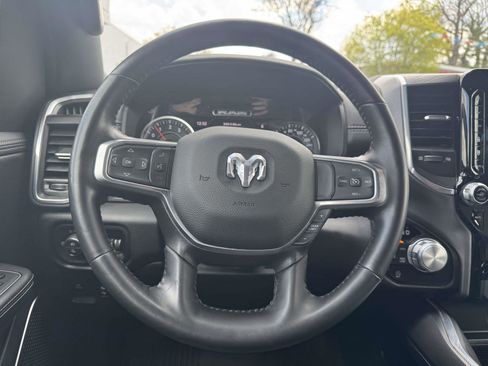 Used 2023 RAM 1500 Laramie AWD/4WD image 12