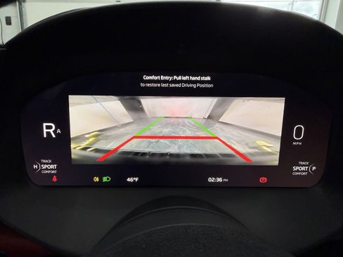 Used 2023 McLaren Artura RWD image 34