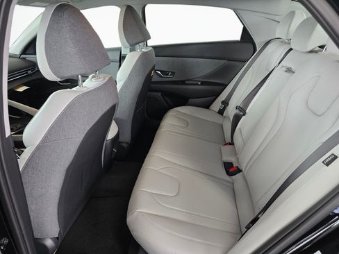 New 2026 Hyundai Elantra Limited FWD image 37