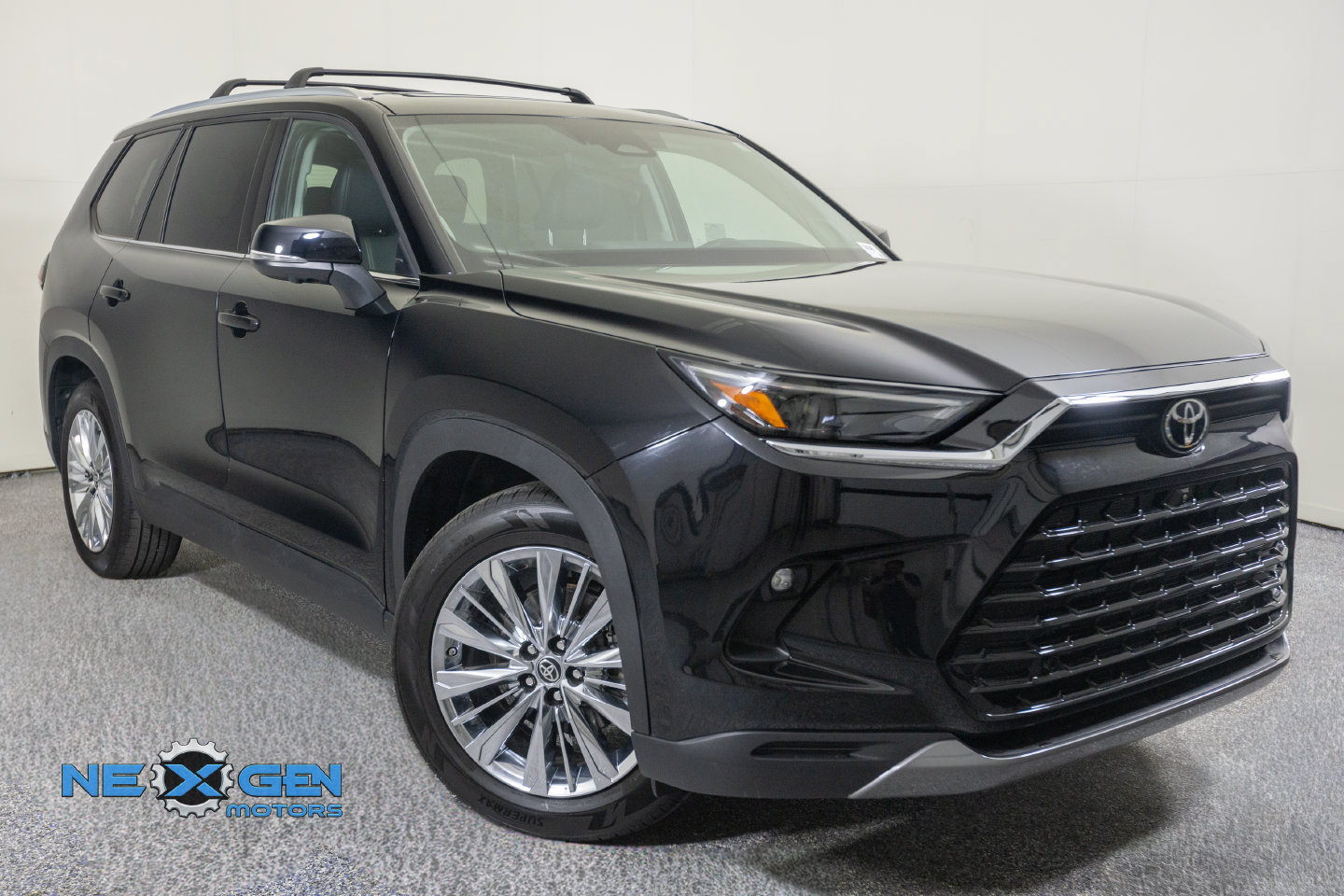 Used 2026 Toyota Grand Highlander AWD image 1