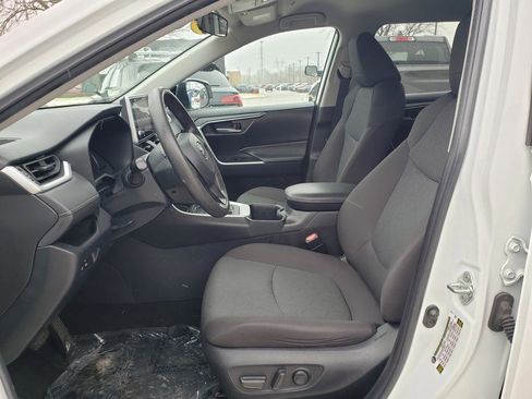 Used 2023 Toyota RAV4 XLE image 30