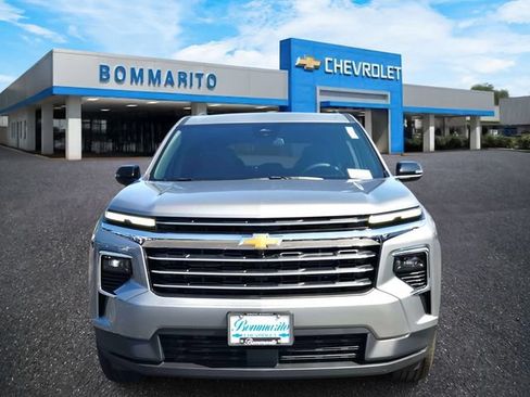 New 2026 Chevrolet Traverse LT w/ LPO, Floor Liner Package AWD/4WD image 5