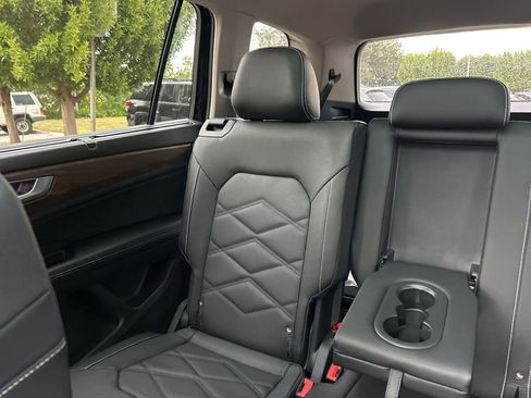 New 2026 Volkswagen Atlas SE FWD image 12