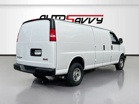 Used 2023 GMC Savana 3500 Extended w/ Driver Convenience Package RWD image 7
