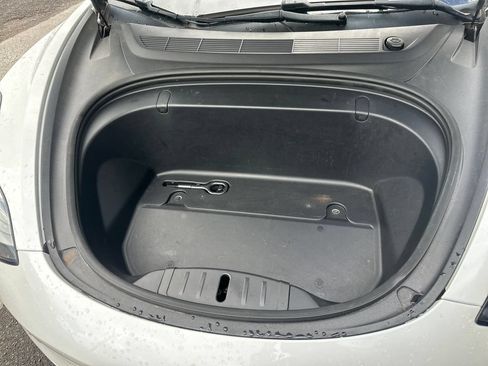 Used 2019 Tesla Model 3 Standard Range RWD image 21