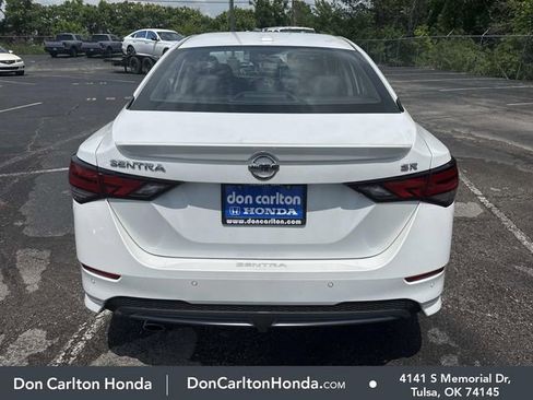 Used 2023 Nissan Sentra SR w/ SR Premium Package FWD image 5