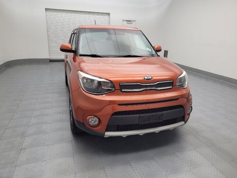 Used 2019 Kia Soul + FWD image 14