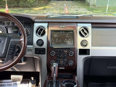 Used 2014 Ford F150 King Ranch w/ King Ranch Luxury Package AWD/4WD image 20