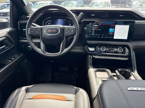Used 2024 GMC Sierra 2500 AT4 w/ AT4 Premium Plus Package image 15
