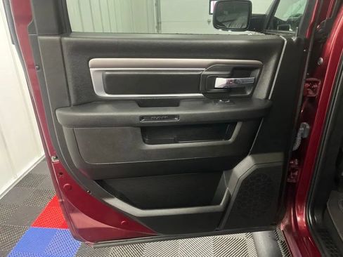 Used 2022 RAM 1500 Warlock AWD/4WD image 16