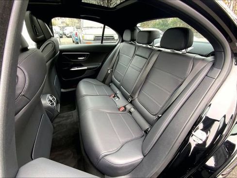 Used 2025 Mercedes-Benz C 300 4MATIC Sedan image 17