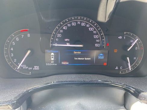 Used 2018 Cadillac XT5 Luxury w/ Driver Awareness Package AWD/4WD image 35