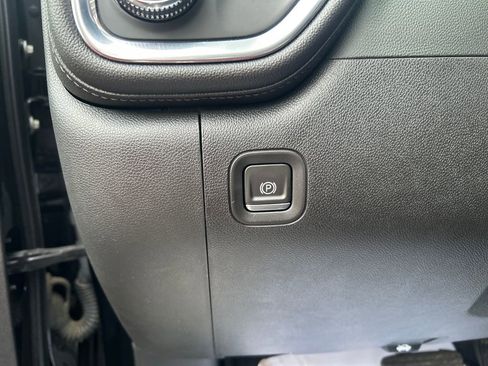 Certified 2022 GMC Sierra 2500 SLT image 24