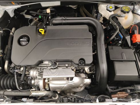 Used 2024 Chevrolet Malibu LS w/ Driver Confidence Package image 30