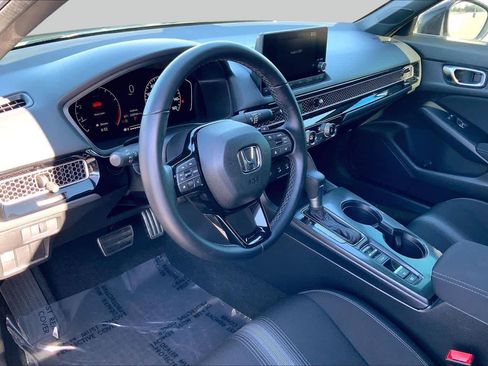 Used 2025 Honda Civic Sport image 17
