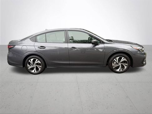 Used 2025 Subaru Legacy Premium AWD/4WD image 5