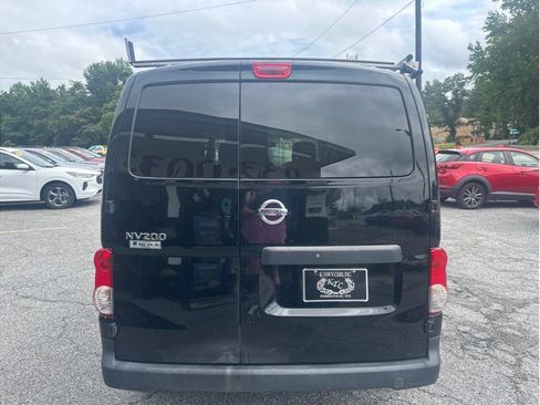 Used 2013 Nissan NV200 S w/ Back Door Glass Pkg FWD image 8