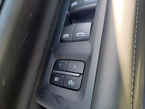 Used 2023 Chevrolet Tahoe Premier w/ Premium Package 2 AWD/4WD image 18