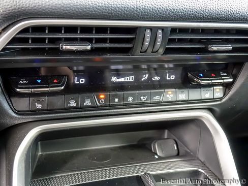 Used 2024 MAZDA CX-90 3.3 Turbo w/ Premium Package AWD/4WD image 18