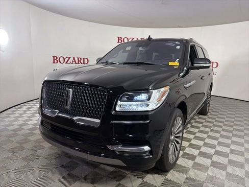 Used 2018 Lincoln Navigator Reserve w/ Technology Package AWD/4WD image 4