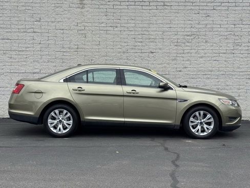 Used 2012 Ford Taurus SEL image 7