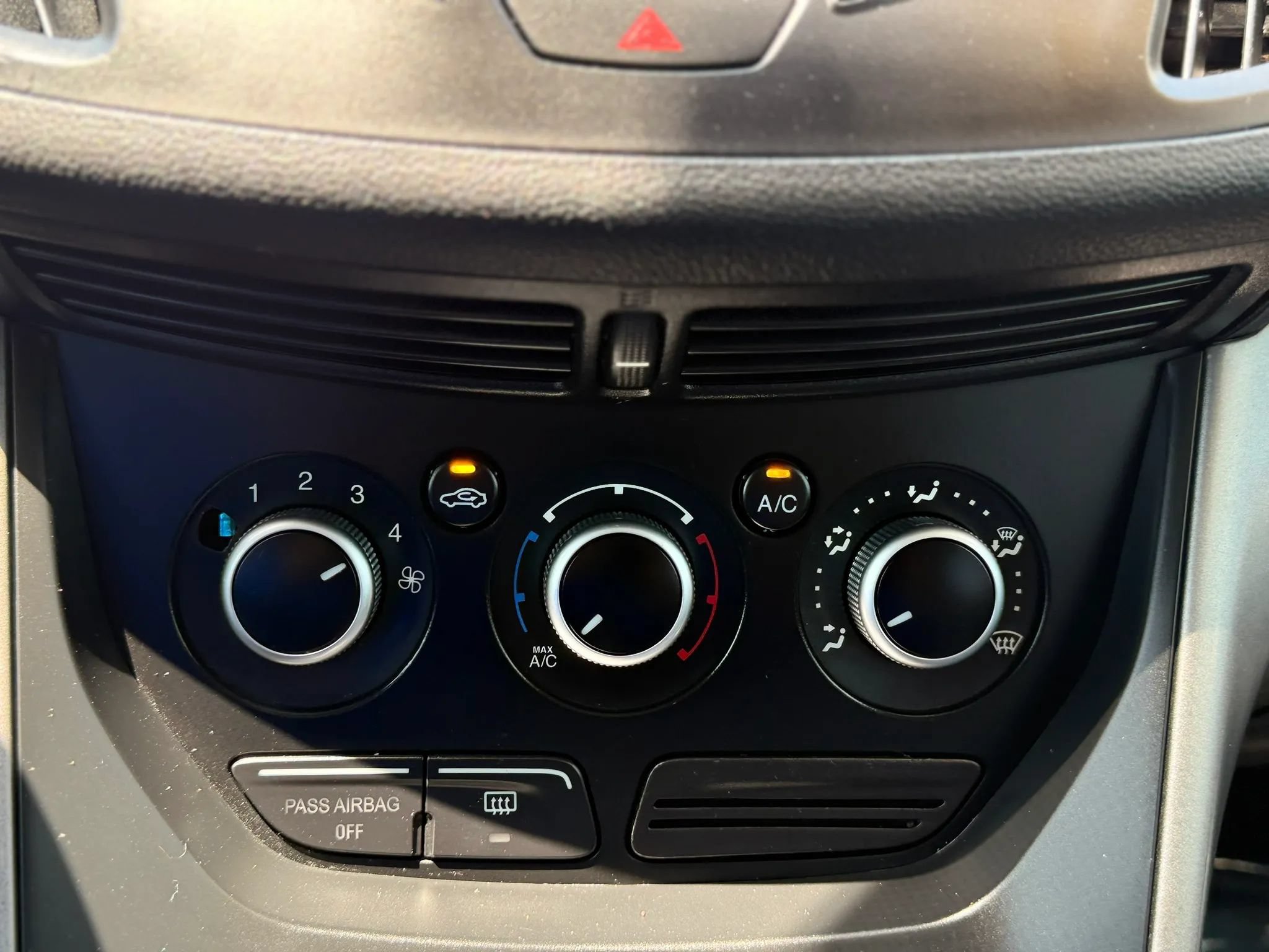 Used 2014 Ford Escape SE FWD image 31